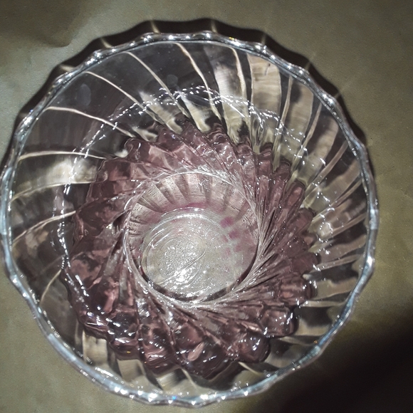 Clear Pinkish Glass Vase - Picture 6 of 6